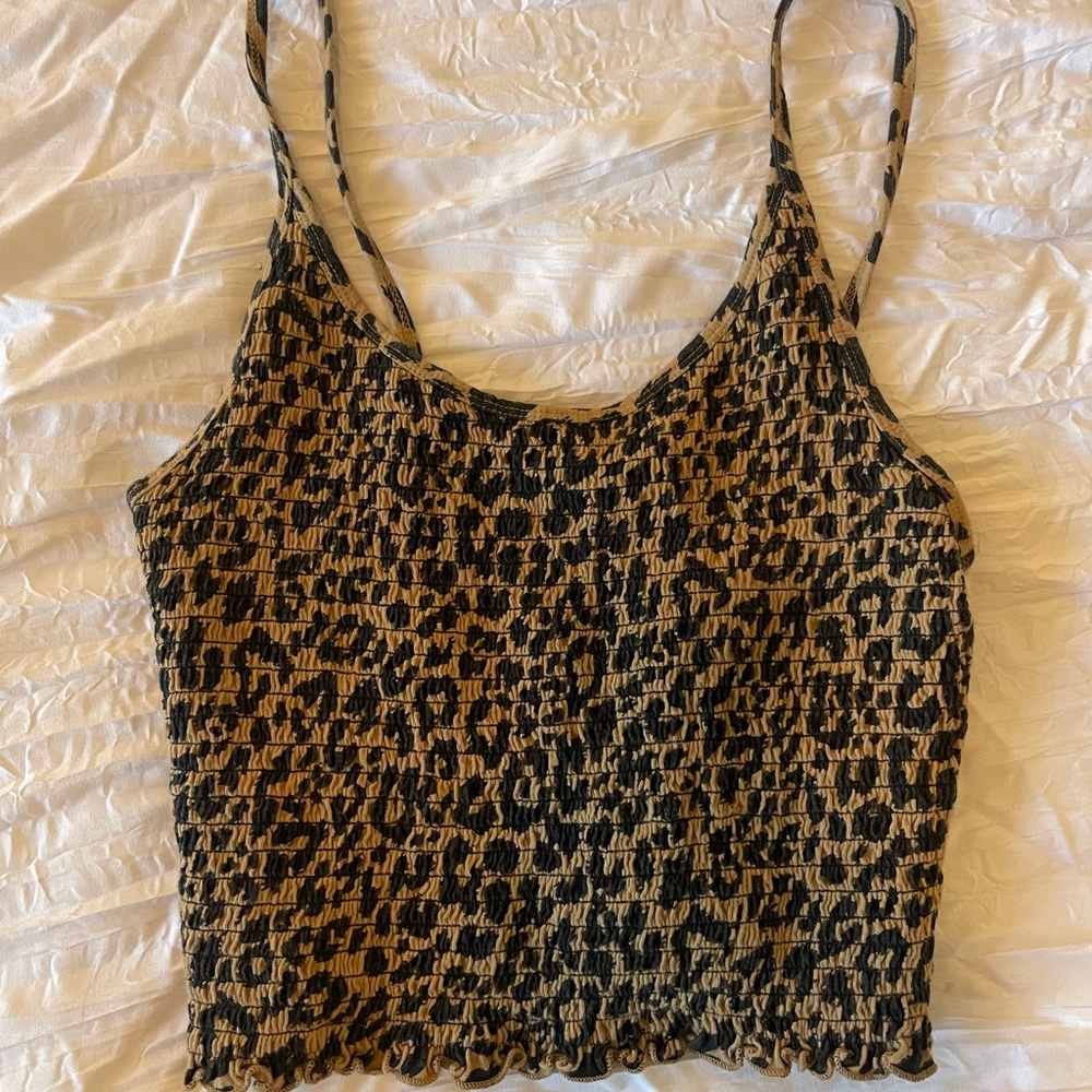Hollister cheetah print cropped tank